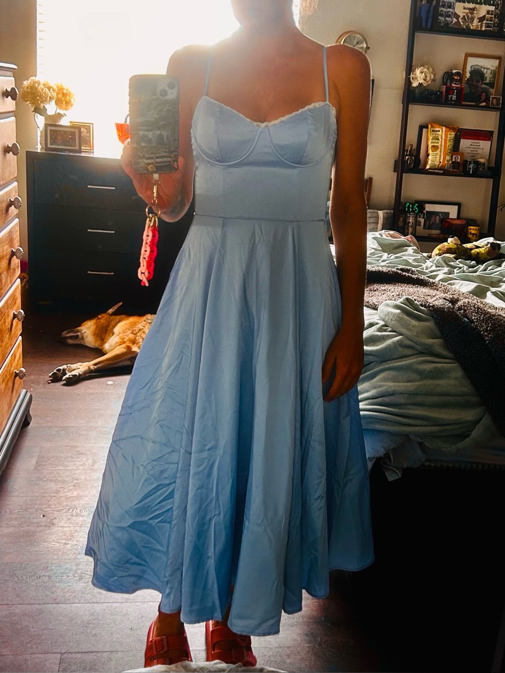 Elegant Light Blue Midi Dress with Sweetheart Neckline